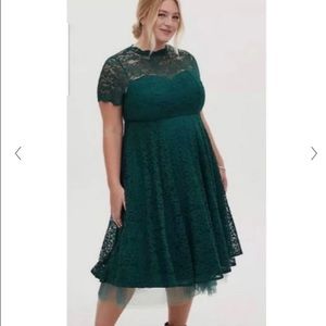 Torrid Green Lace Illusion Midi NWT
